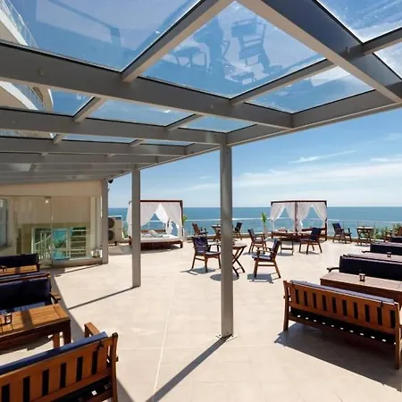 Apartamento Front Luxurious Two Bedroom *